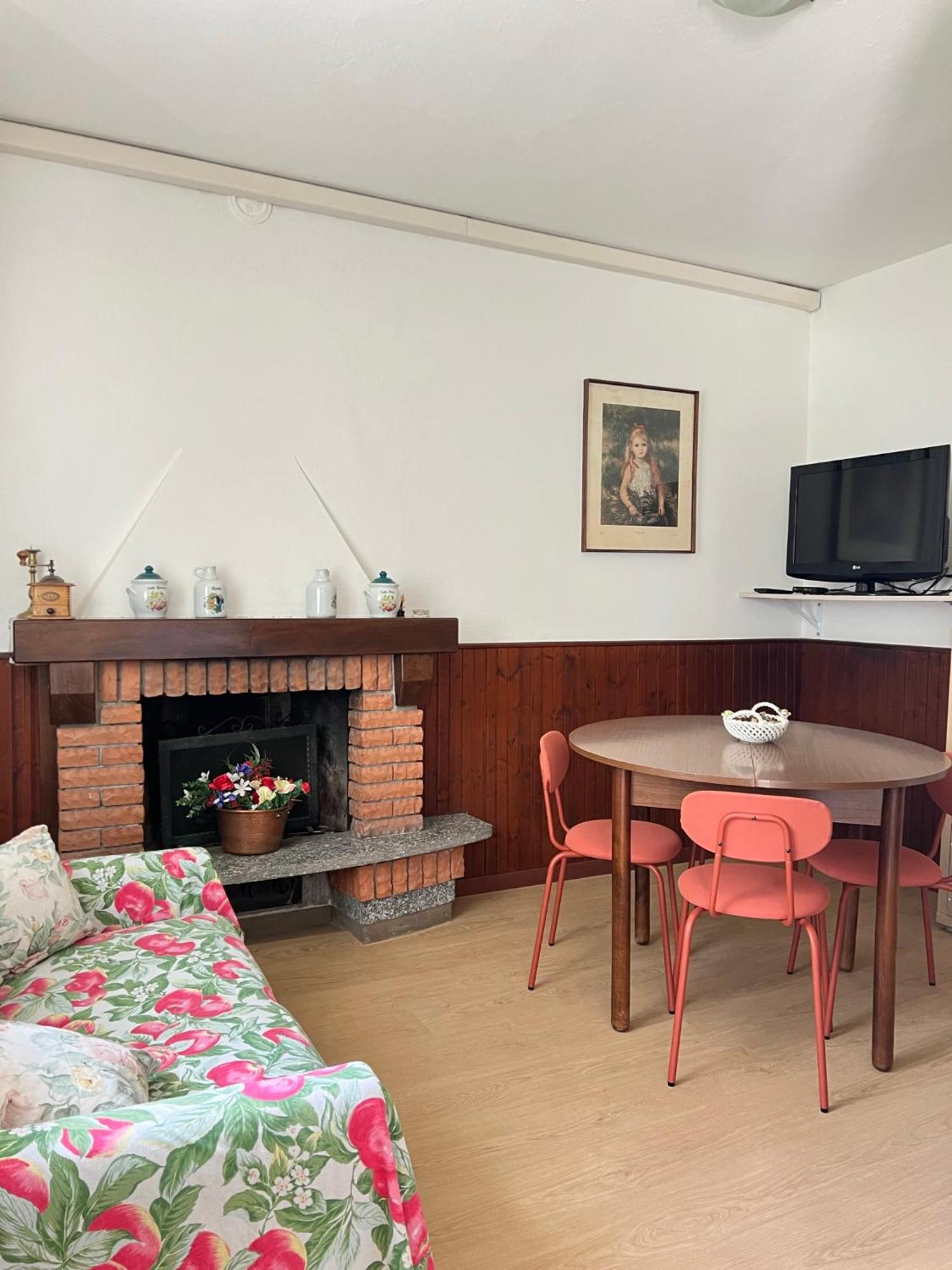 Lanzo D'Intelvi “La Marinella” Apartment Ngoại thất bức ảnh